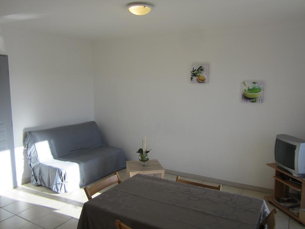 Les Altheas Villa Bauduen Habitación foto